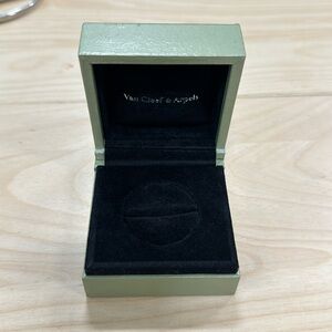 Authentic Van Cleef & Arpels Jewelry Box in Black and Green